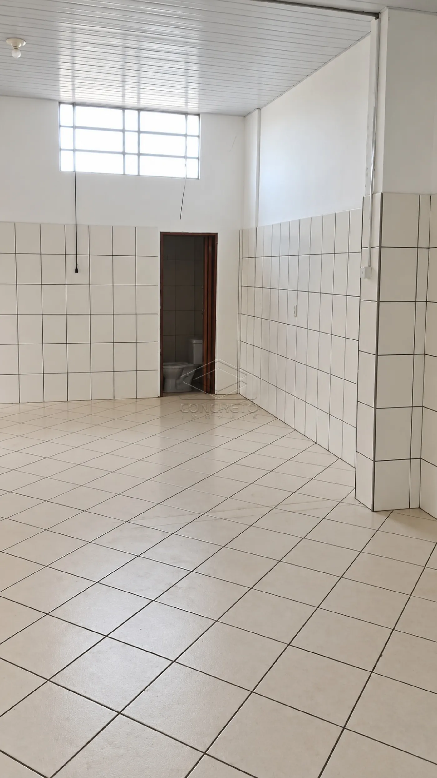 Alugar Comercial / Loja em Botucatu R$ 1.200,00 - Foto 5