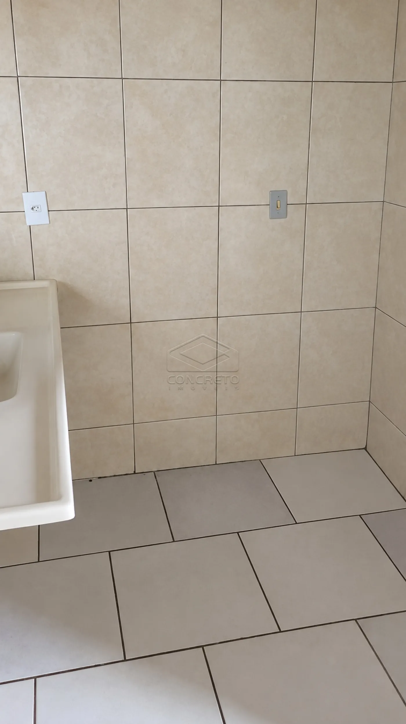 Alugar Comercial / Loja em Botucatu R$ 1.200,00 - Foto 4