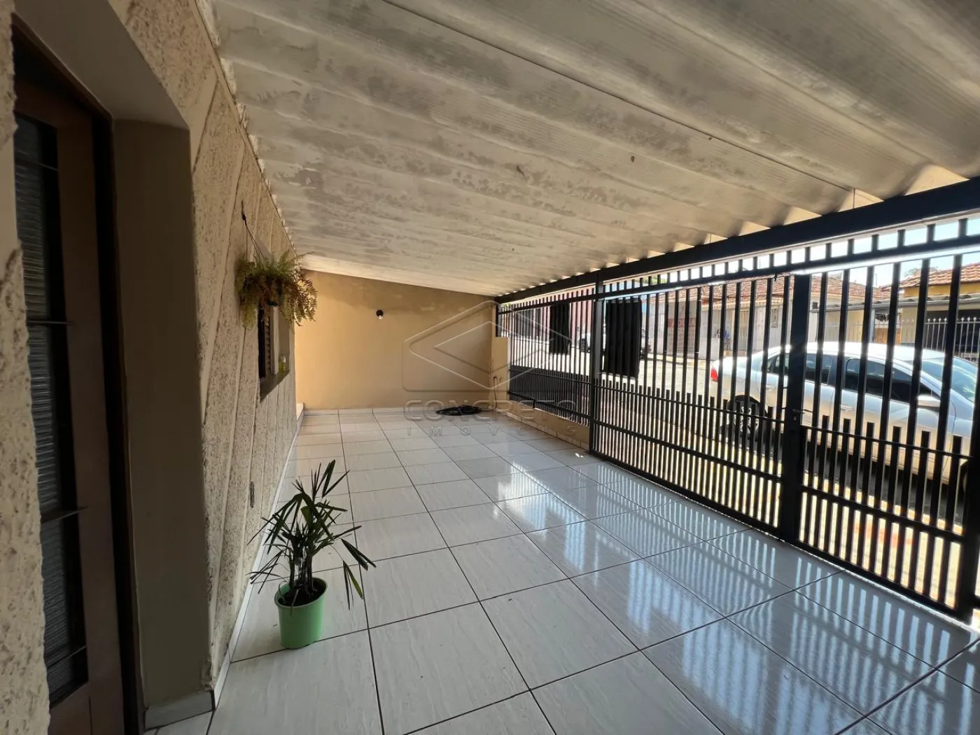 Alugar Casa / Padr&atilde;o em Len&ccedil;&oacute;is Paulista R$ 2.600,00 - Foto 2