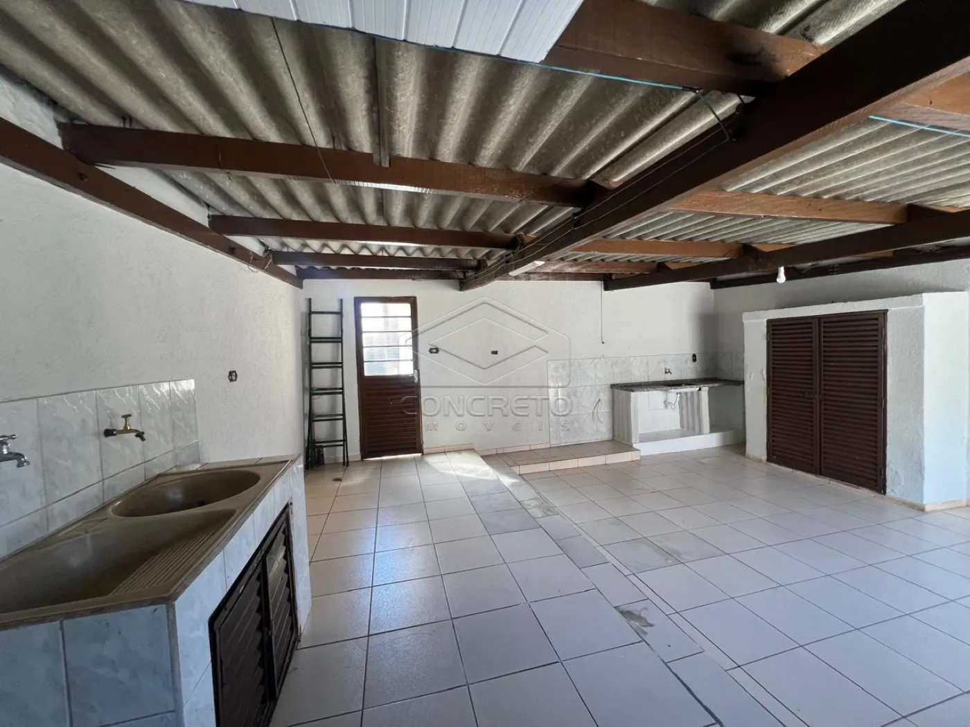 Alugar Casa / Padr&atilde;o em Len&ccedil;&oacute;is Paulista R$ 2.600,00 - Foto 7