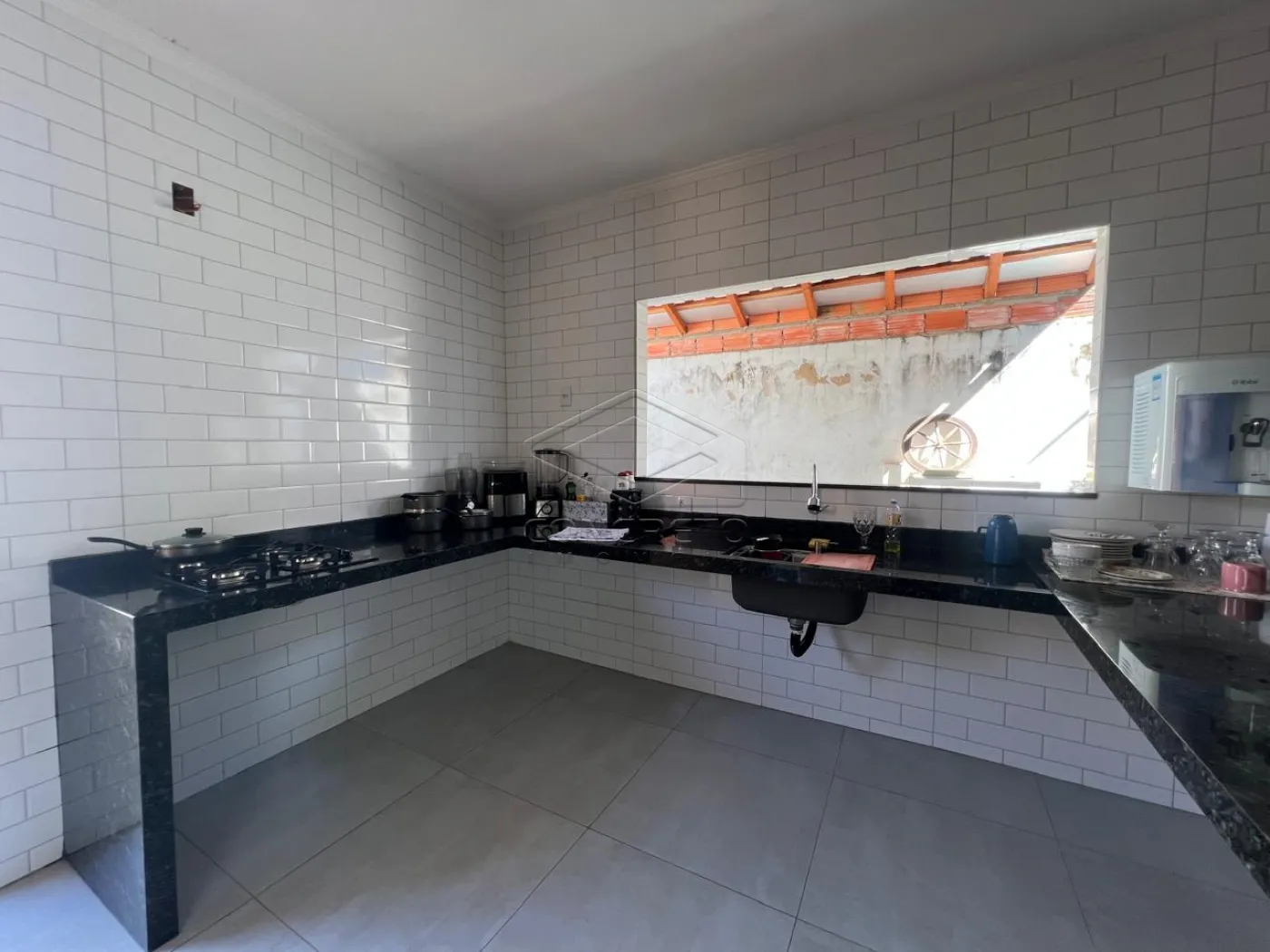 Comprar Casa / Padr&atilde;o em Len&ccedil;&oacute;is Paulista R$ 450.000,00 - Foto 1