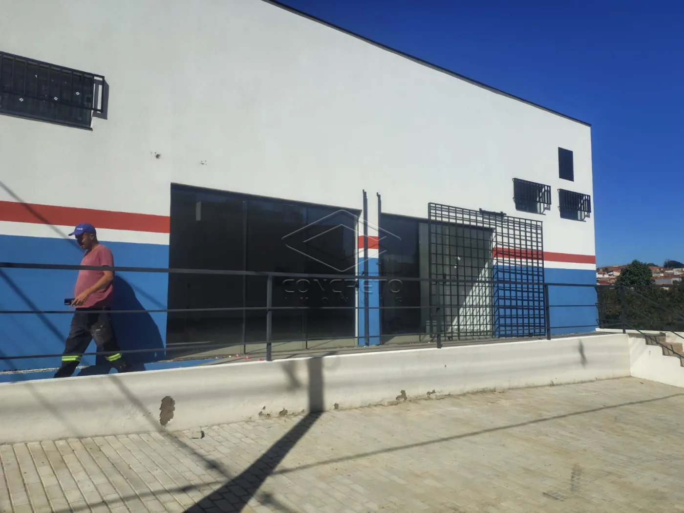 Alugar Comercial / Sal&atilde;o em Len&ccedil;&oacute;is Paulista R$ 5.500,00 - Foto 1