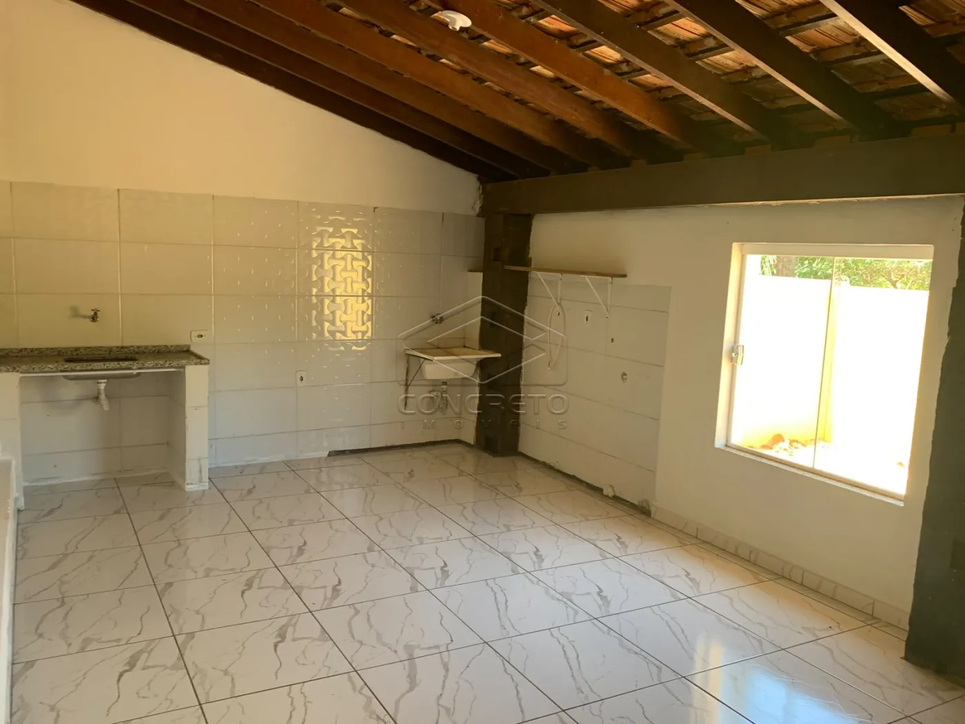 Alugar Casa / Padr&atilde;o em Len&ccedil;&oacute;is Paulista R$ 1.853,00 - Foto 1