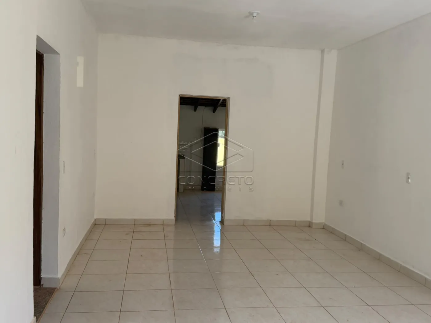 Alugar Casa / Padr&atilde;o em Len&ccedil;&oacute;is Paulista R$ 1.853,00 - Foto 7