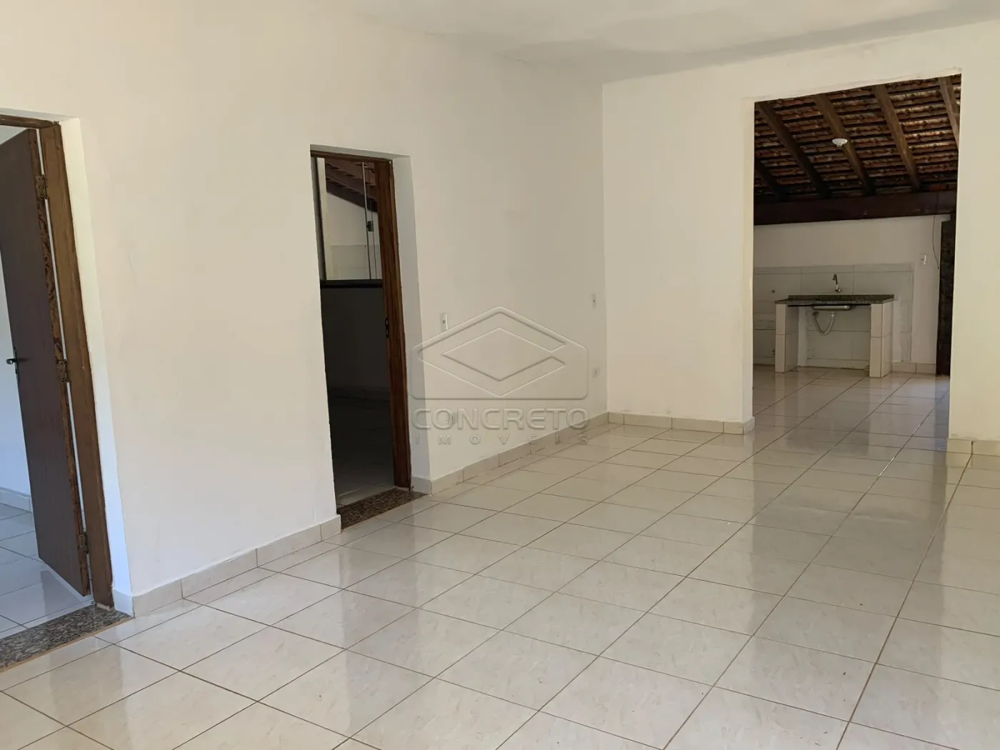 Alugar Casa / Padr&atilde;o em Len&ccedil;&oacute;is Paulista R$ 1.853,00 - Foto 11