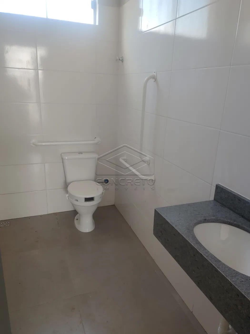 Alugar Comercial / Barrac&atilde;o em Len&ccedil;&oacute;is Paulista R$ 2.500,00 - Foto 2