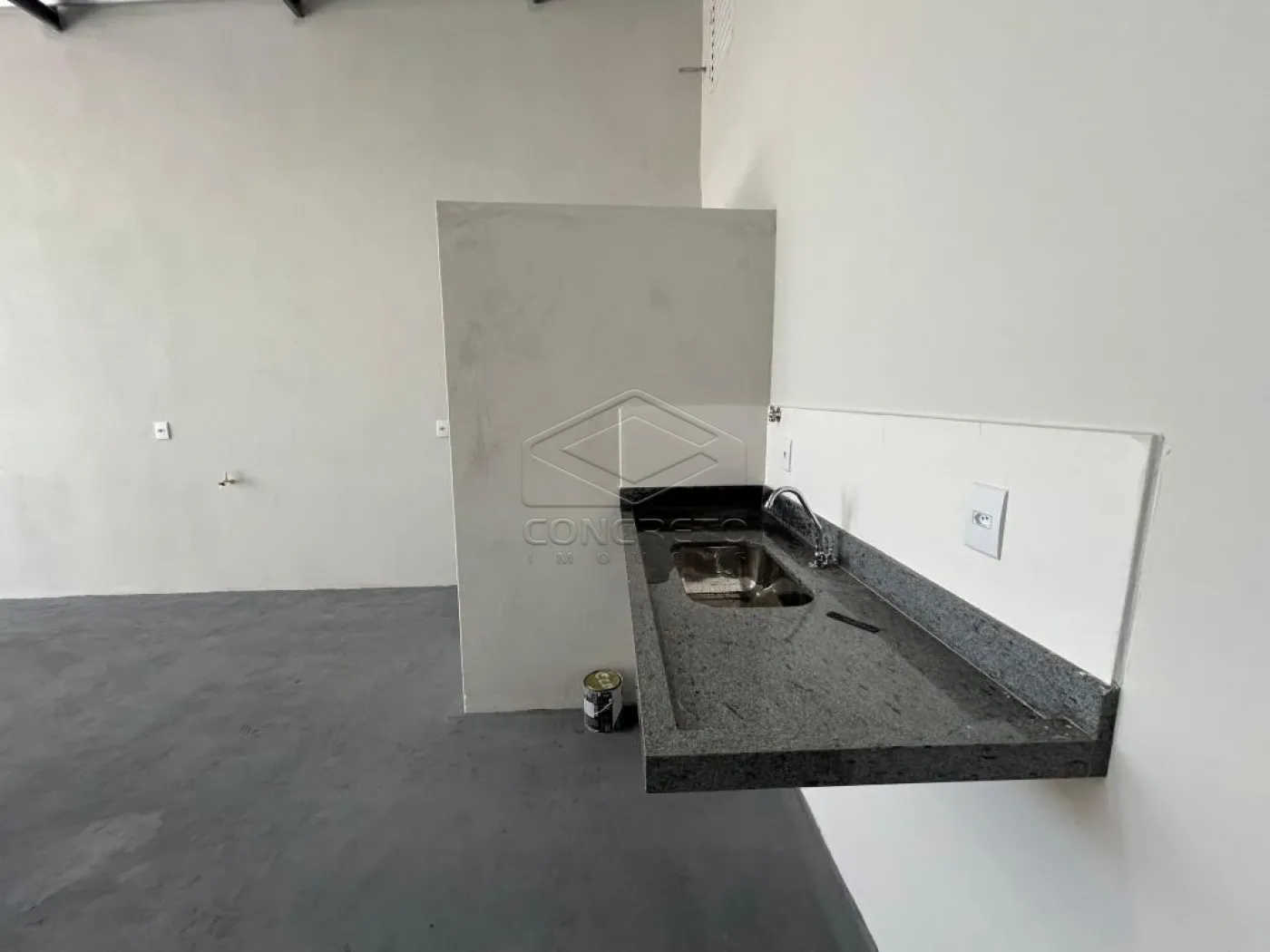Alugar Comercial / Barrac&atilde;o em Len&ccedil;&oacute;is Paulista R$ 2.500,00 - Foto 4
