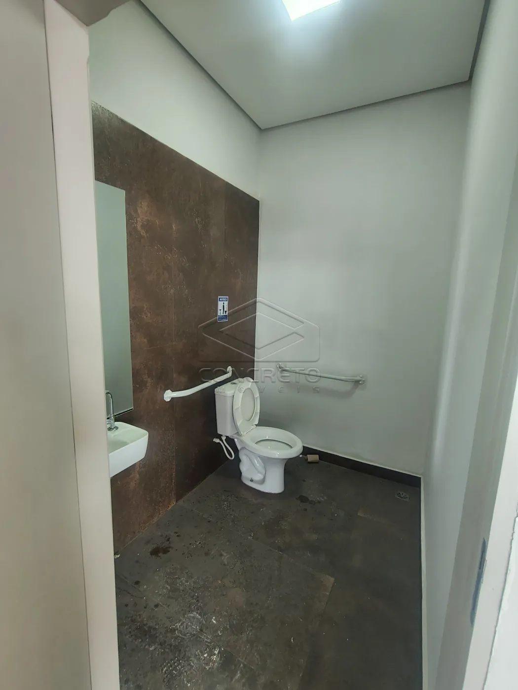 Alugar Comercial / Sala em Len&ccedil;&oacute;is Paulista R$ 4.600,00 - Foto 2