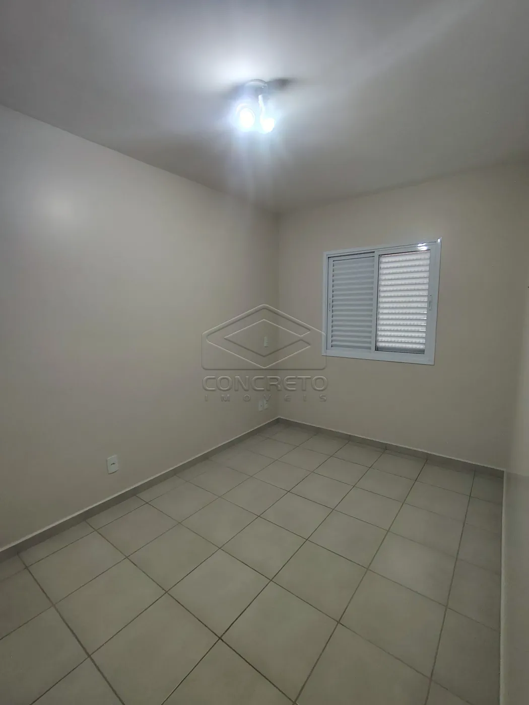 Alugar Apartamento / Padr&atilde;o em Len&ccedil;&oacute;is Paulista R$ 1.800,00 - Foto 7