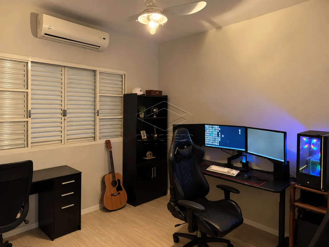 Comprar Casa / Resid&ecirc;ncia em Botucatu R$ 590.000,00 - Foto 7
