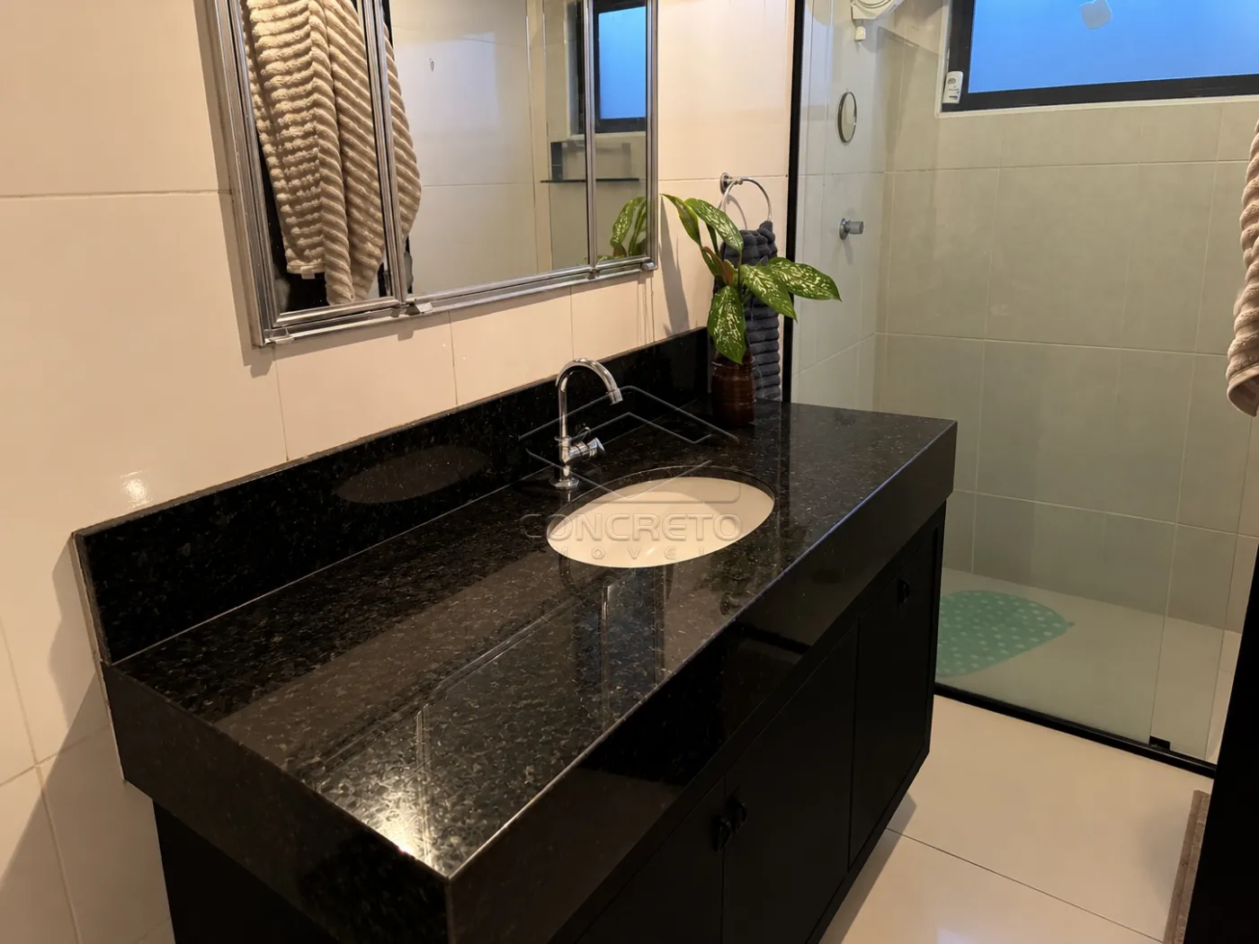 Comprar Casa / Resid&ecirc;ncia em Botucatu R$ 590.000,00 - Foto 14
