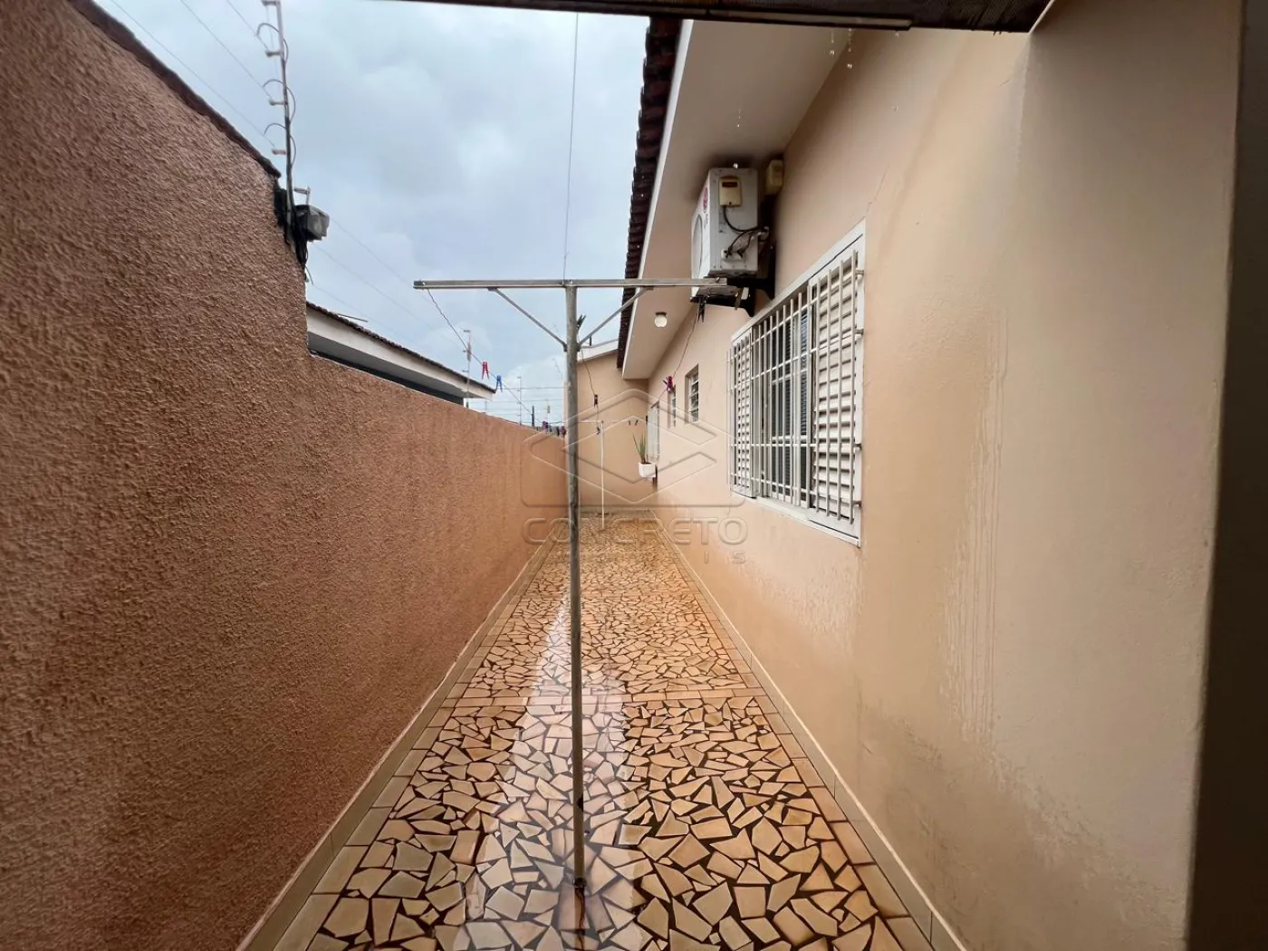 Comprar Casa / Padr&atilde;o em Len&ccedil;&oacute;is Paulista R$ 580.000,00 - Foto 12