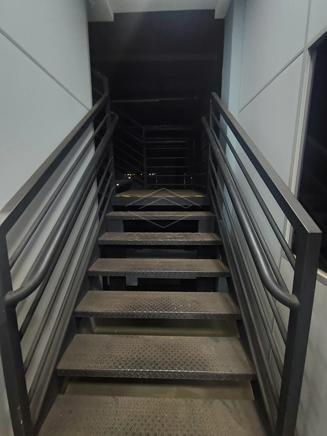 Alugar Comercial / Barrac&atilde;o em Len&ccedil;&oacute;is Paulista R$ 8.500,00 - Foto 5