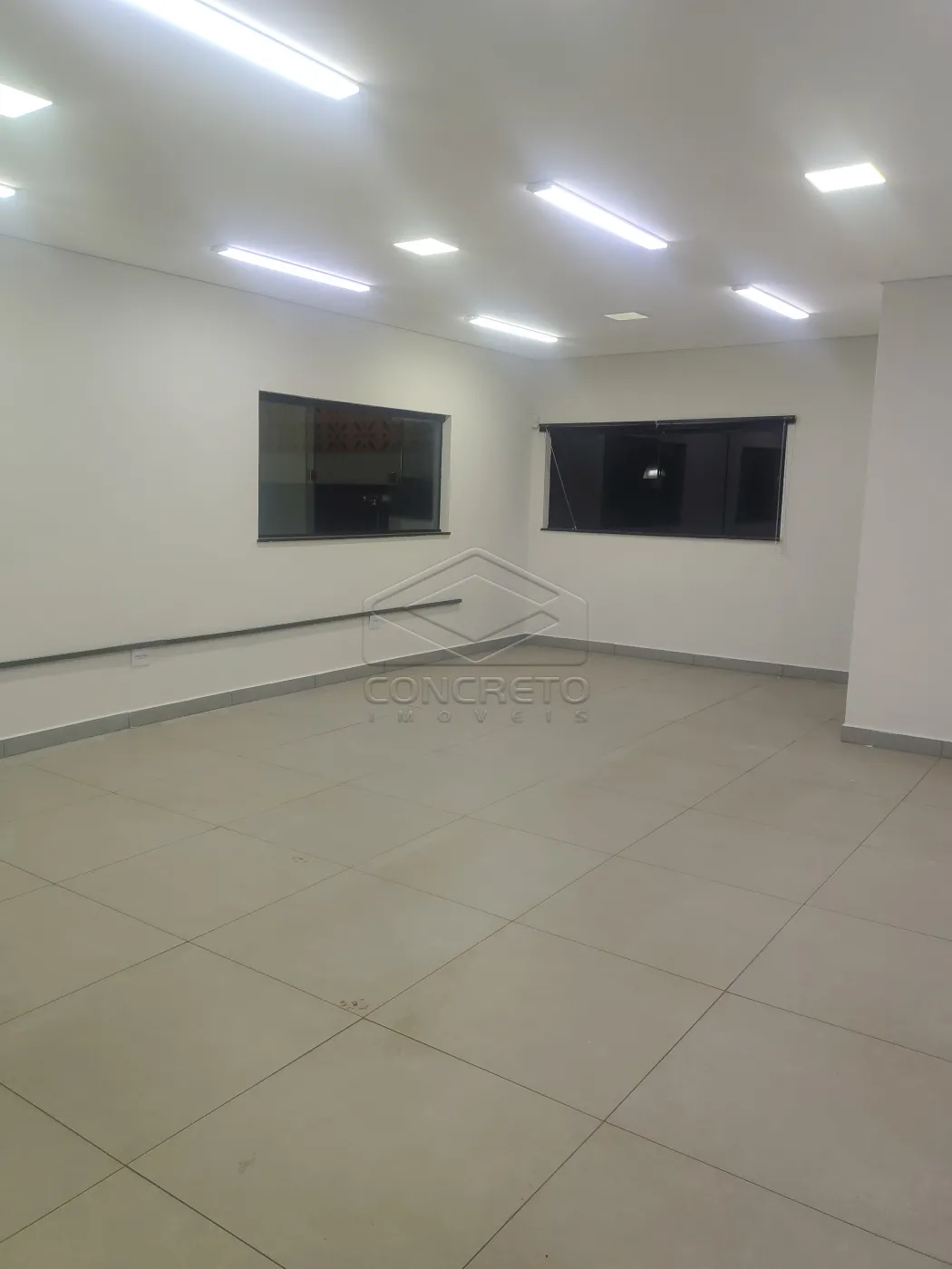 Alugar Comercial / Barrac&atilde;o em Len&ccedil;&oacute;is Paulista R$ 8.500,00 - Foto 7