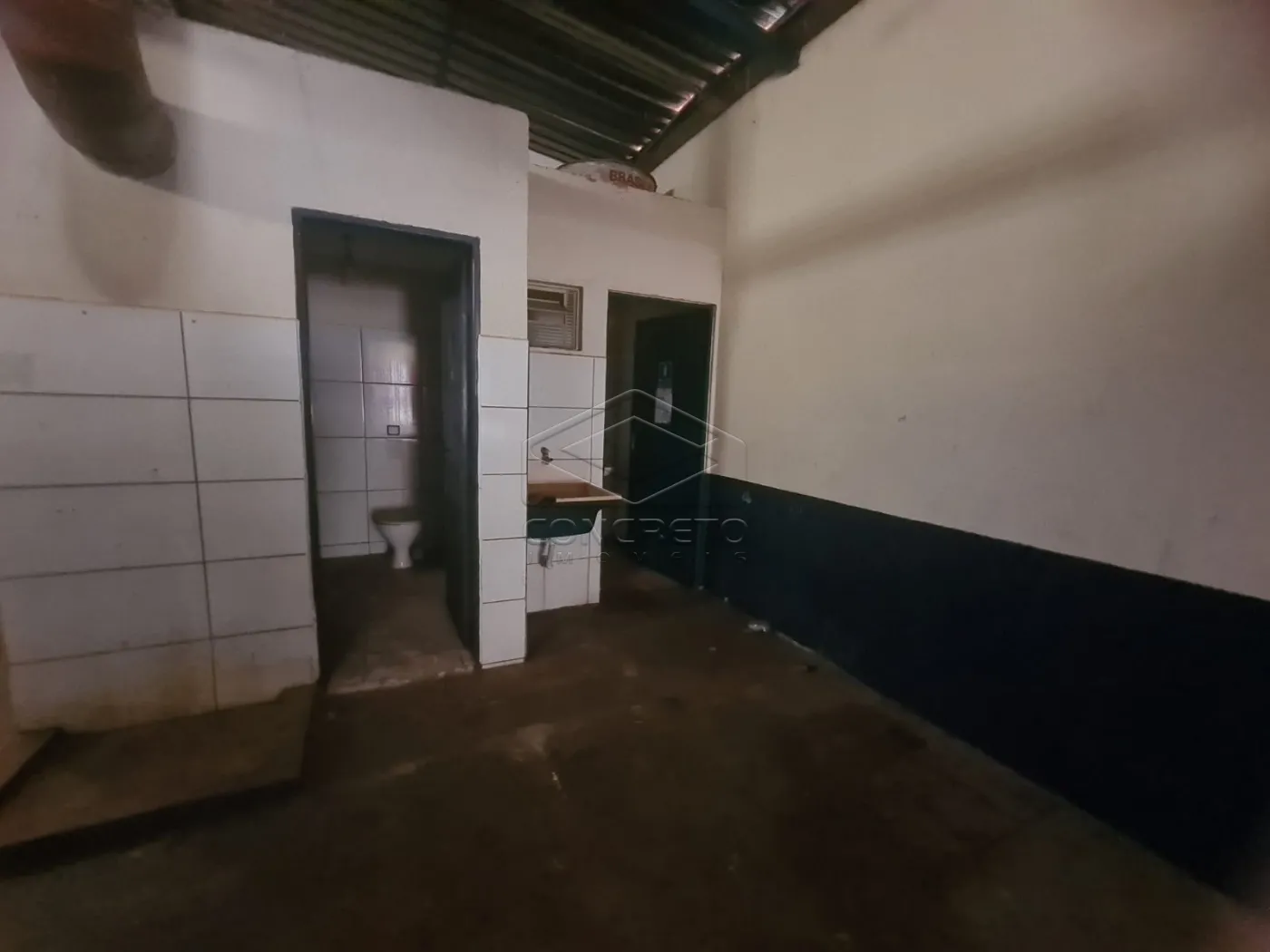 Comprar Comercial / Loja em Len&ccedil;&oacute;is Paulista R$ 600.000,00 - Foto 6