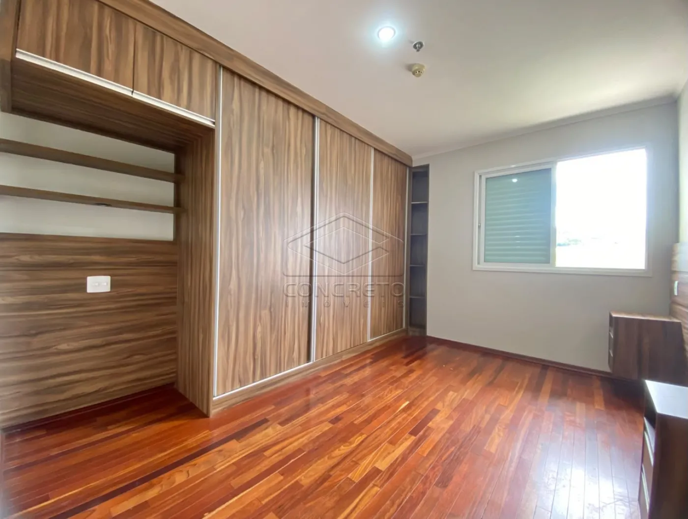 Alugar Apartamento / Padr&atilde;o em Ja&uacute; R$ 2.000,00 - Foto 5