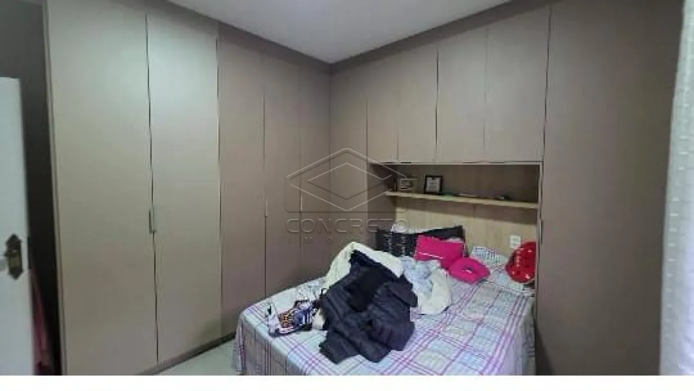 Comprar Casa / Padr&atilde;o em Len&ccedil;&oacute;is Paulista R$ 550.000,00 - Foto 2