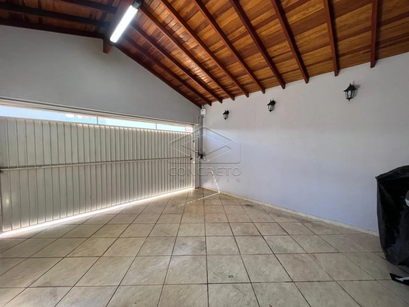 Comprar Casa / Padr&atilde;o em Len&ccedil;&oacute;is Paulista R$ 680.000,00 - Foto 16