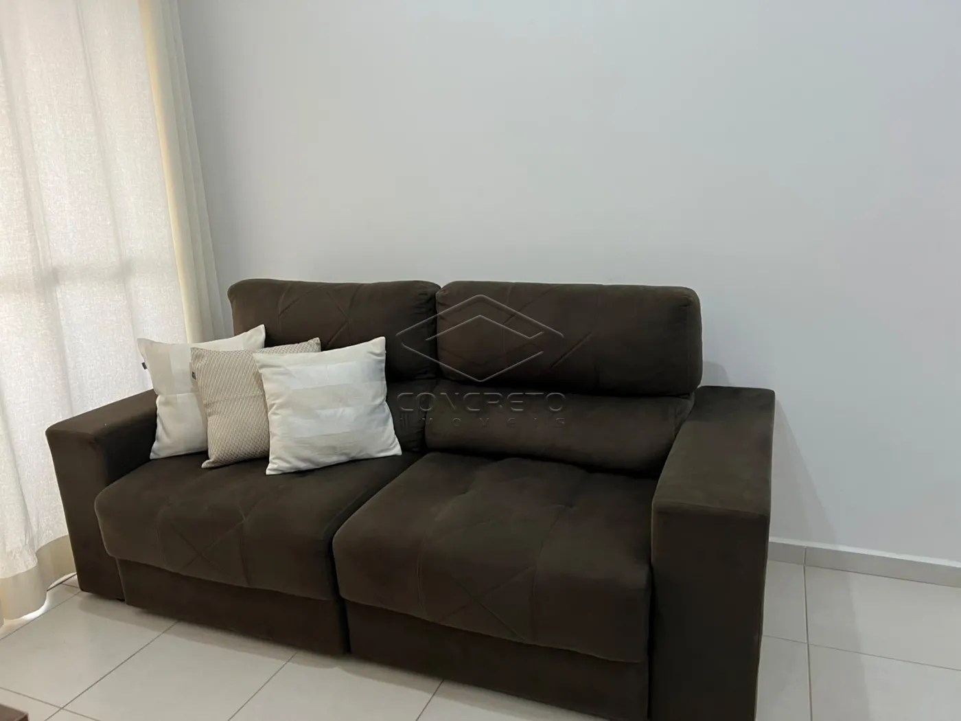 Alugar Apartamento / Padr&atilde;o em Len&ccedil;&oacute;is Paulista R$ 2.100,00 - Foto 9