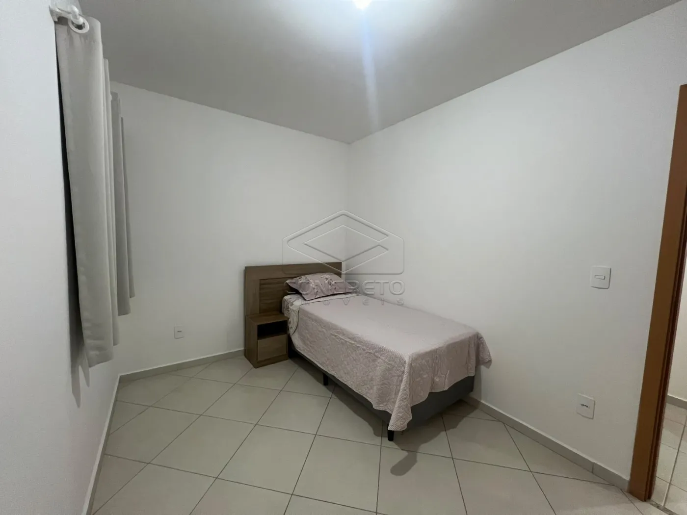 Alugar Apartamento / Padr&atilde;o em Len&ccedil;&oacute;is Paulista R$ 2.100,00 - Foto 14