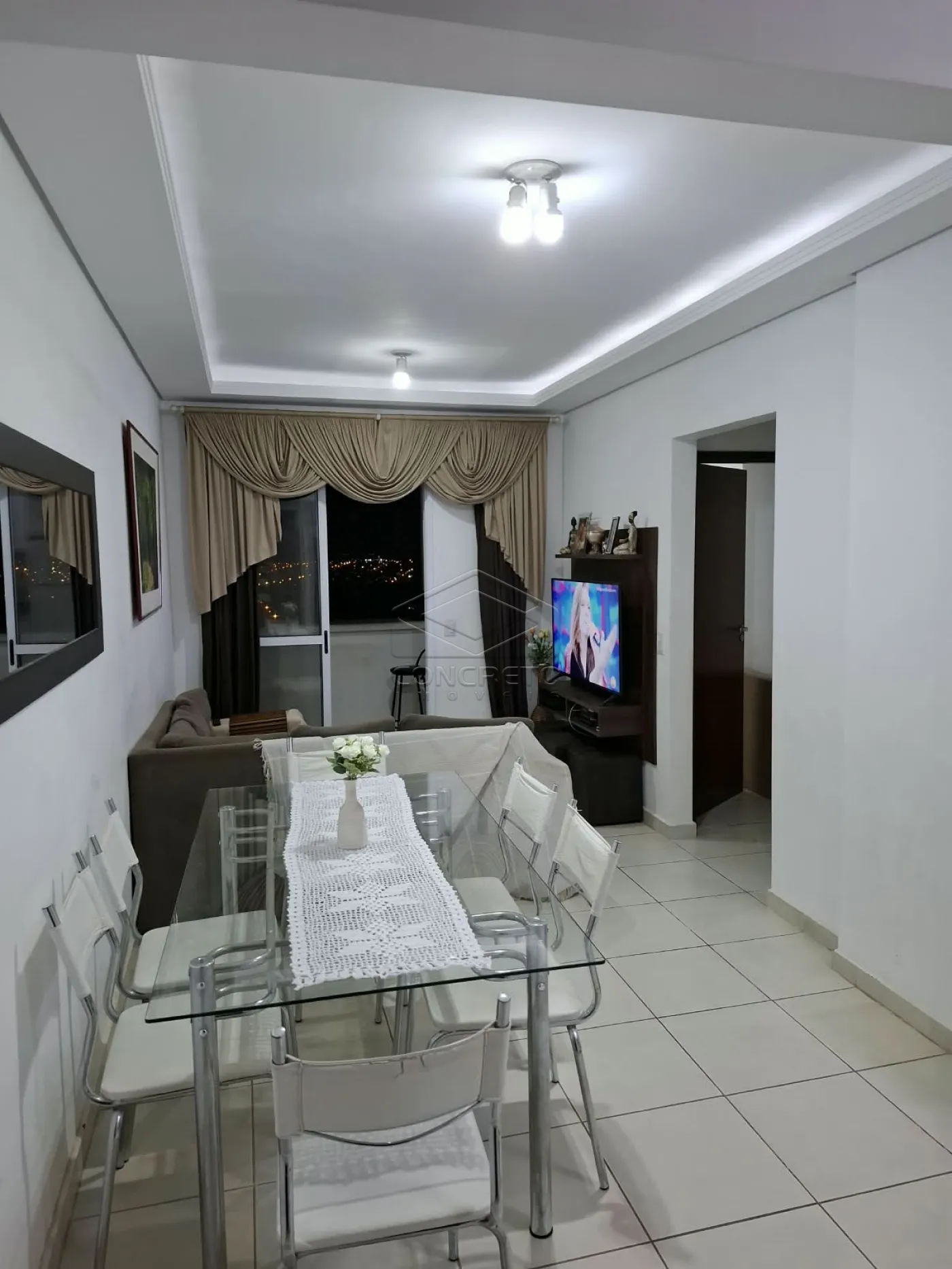 Comprar Apartamento / Padr&atilde;o em Bauru R$ 250.000,00 - Foto 3