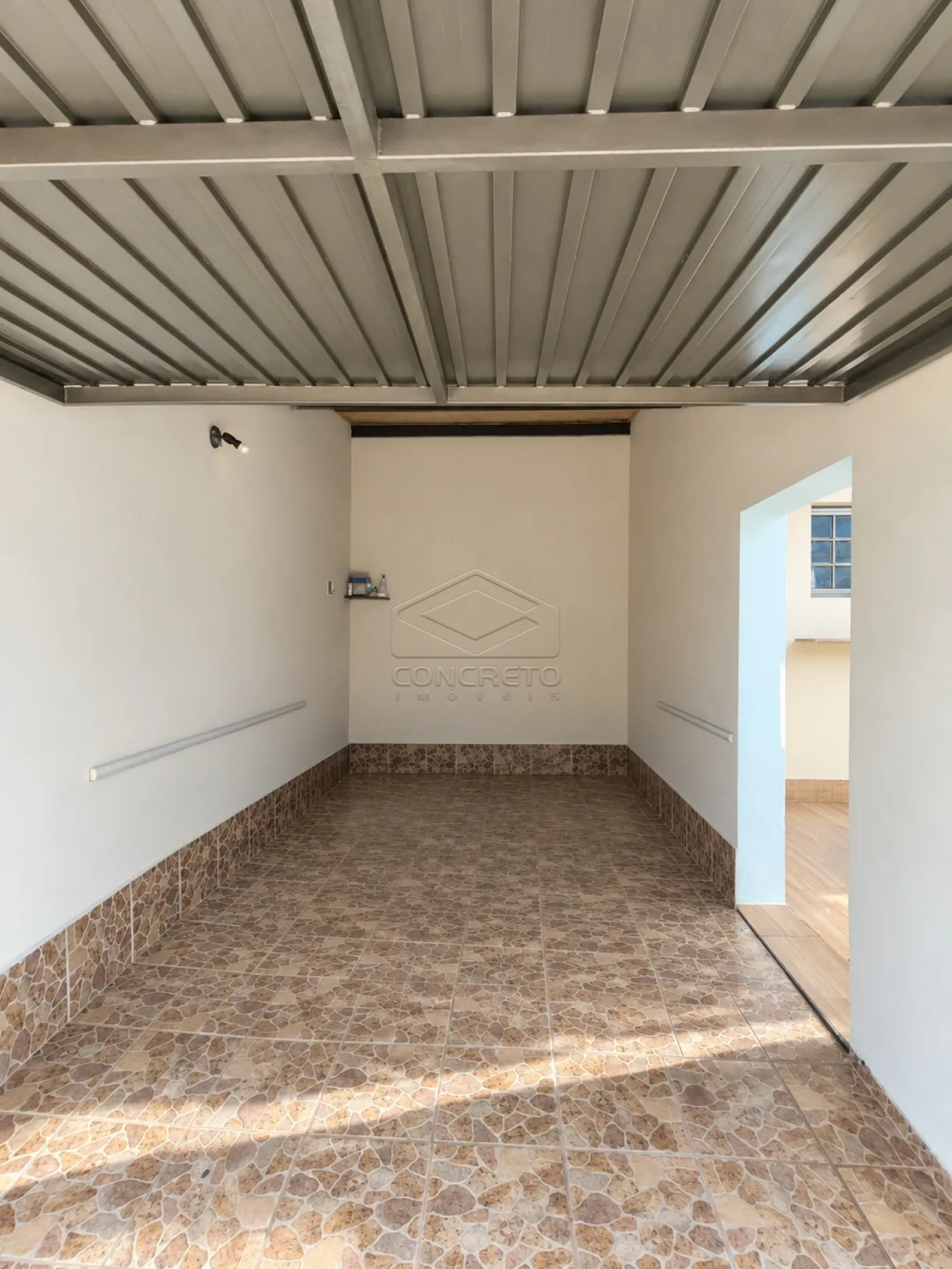 Alugar Casa / Padr&atilde;o em Len&ccedil;&oacute;is Paulista R$ 2.500,00 - Foto 4