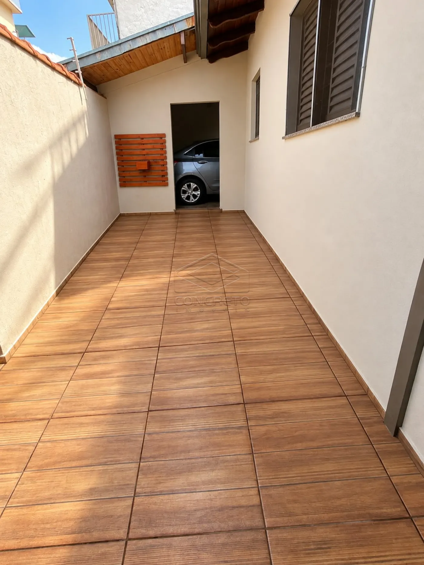 Alugar Casa / Padr&atilde;o em Len&ccedil;&oacute;is Paulista R$ 2.500,00 - Foto 5