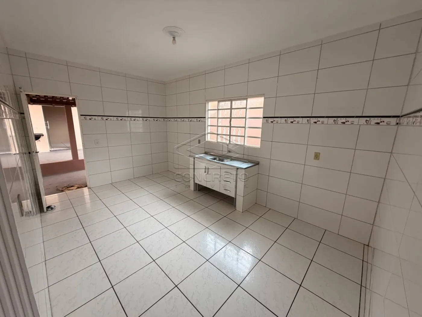 Comprar Casa / Padr&atilde;o em Len&ccedil;&oacute;is Paulista R$ 380.000,00 - Foto 5