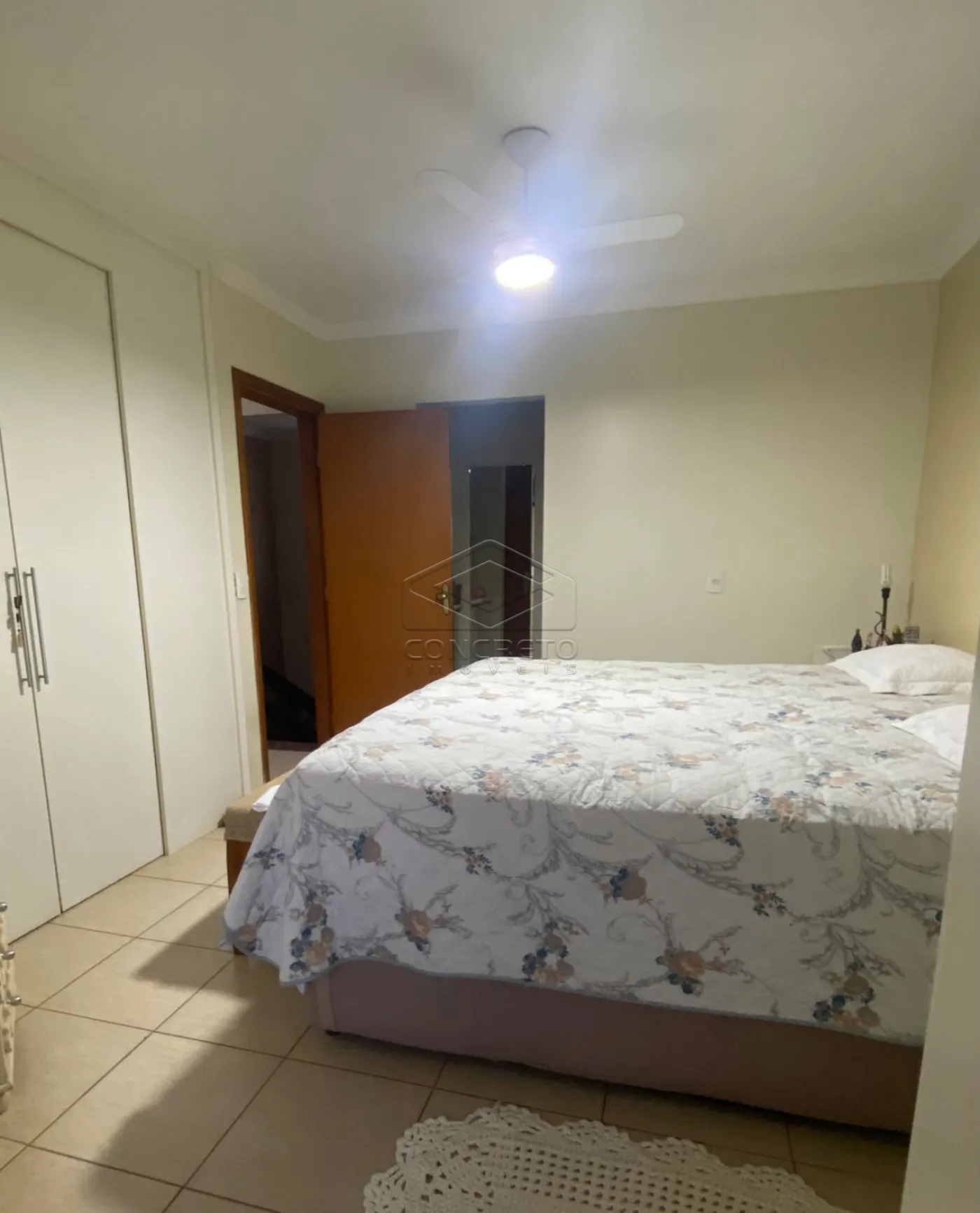 Comprar Casa / Sobrado em Len&ccedil;&oacute;is Paulista R$ 780.000,00 - Foto 7