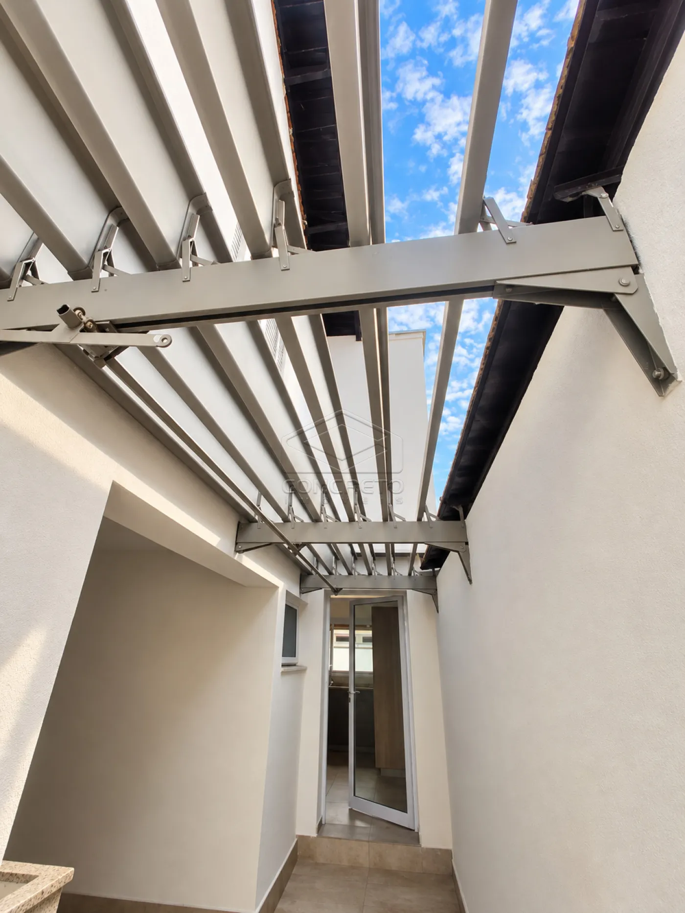 Alugar Casa / Sobrado em Len&ccedil;&oacute;is Paulista R$ 6.000,00 - Foto 11