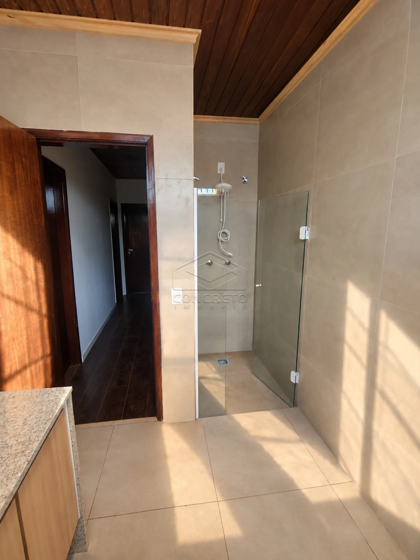 Alugar Casa / Sobrado em Len&ccedil;&oacute;is Paulista R$ 6.000,00 - Foto 15