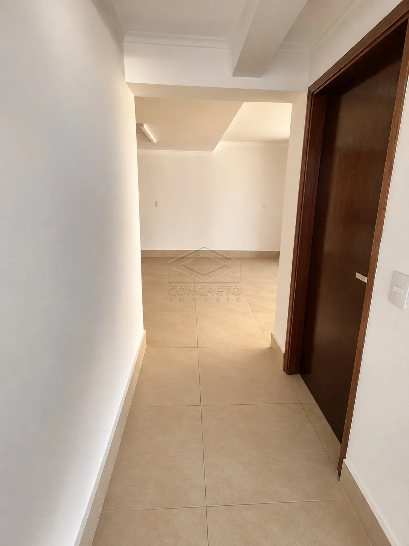 Alugar Casa / Sobrado em Len&ccedil;&oacute;is Paulista R$ 6.000,00 - Foto 16