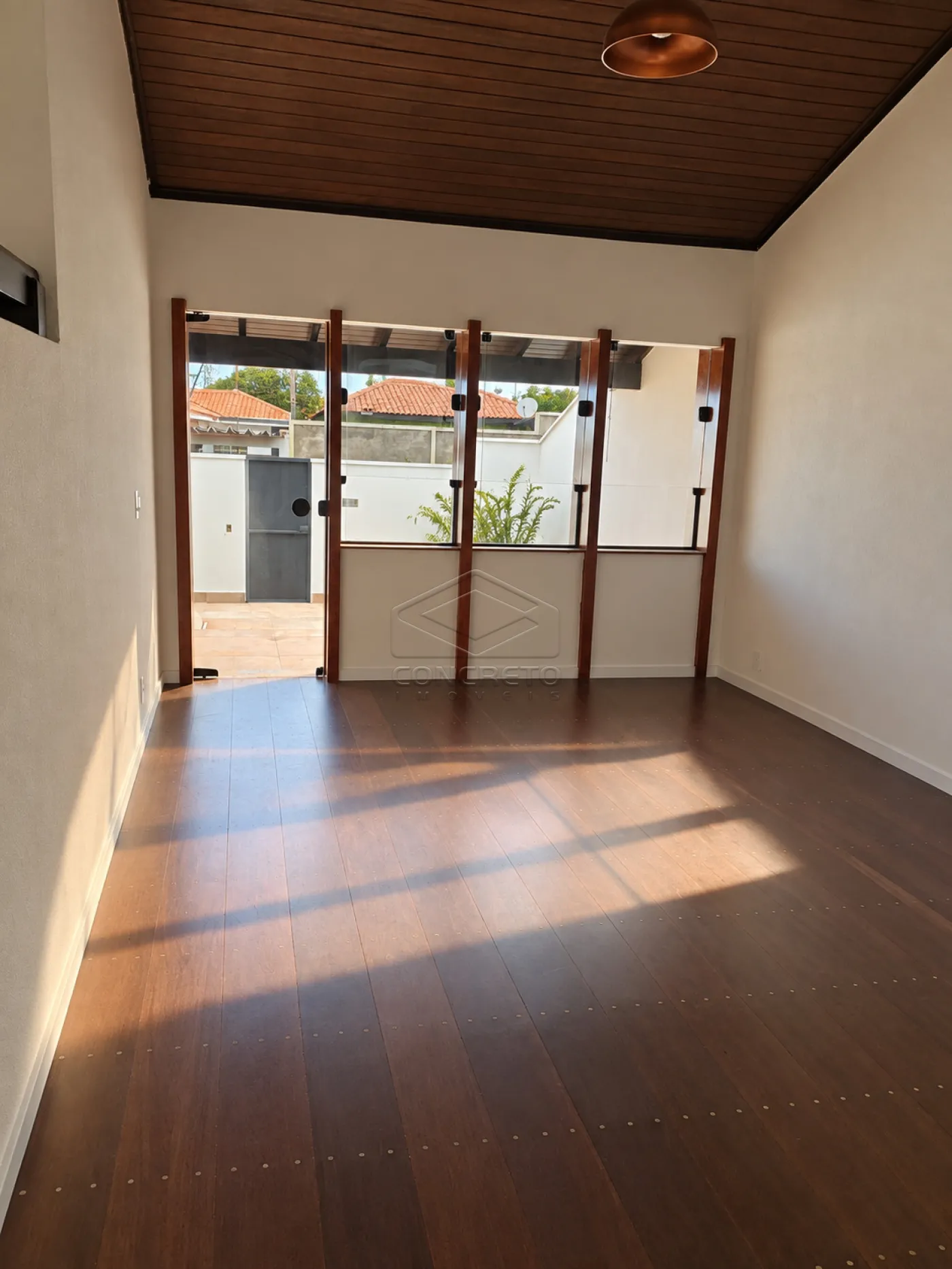 Alugar Casa / Sobrado em Len&ccedil;&oacute;is Paulista R$ 6.000,00 - Foto 19