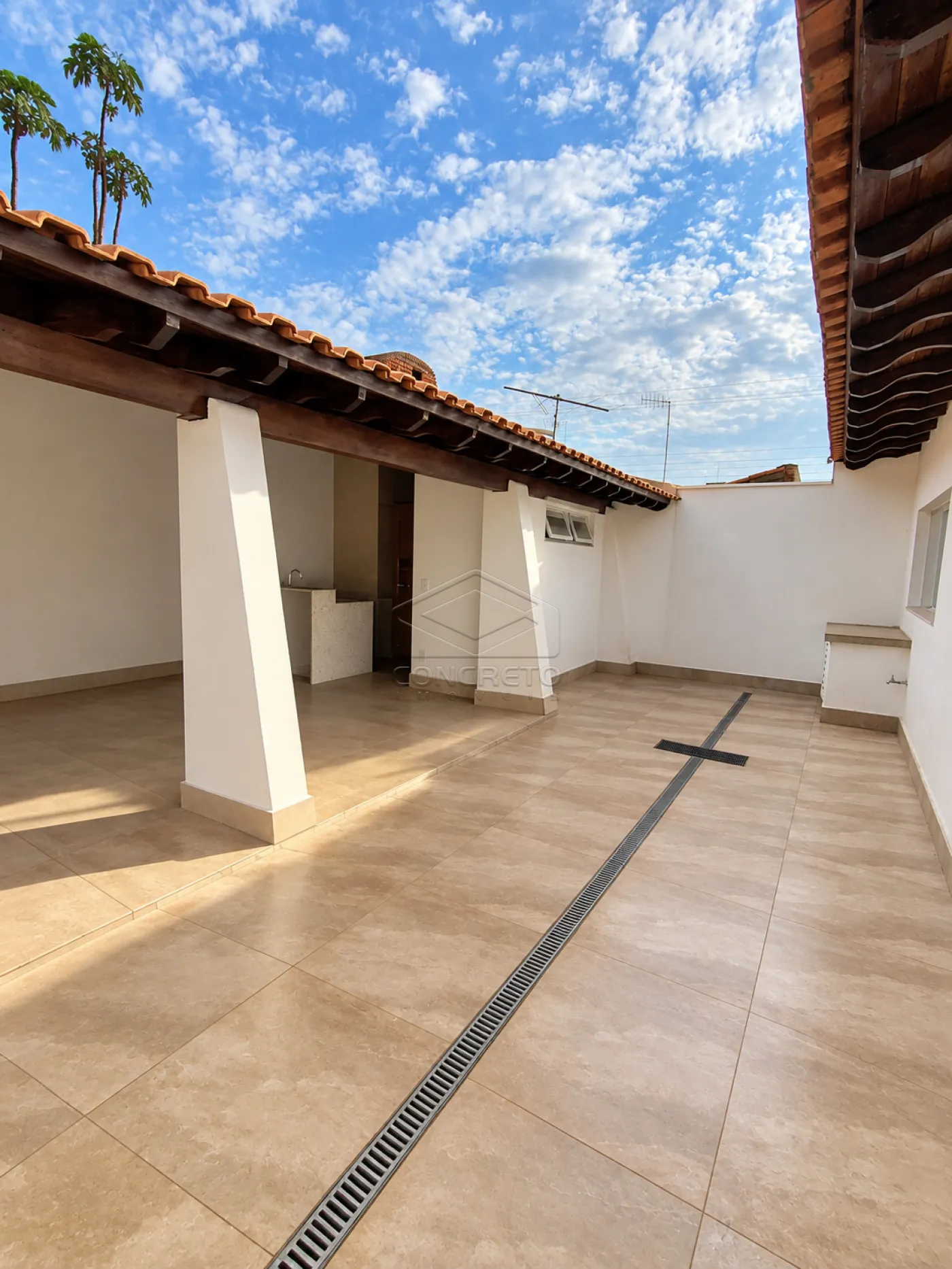Alugar Casa / Sobrado em Len&ccedil;&oacute;is Paulista R$ 6.000,00 - Foto 30