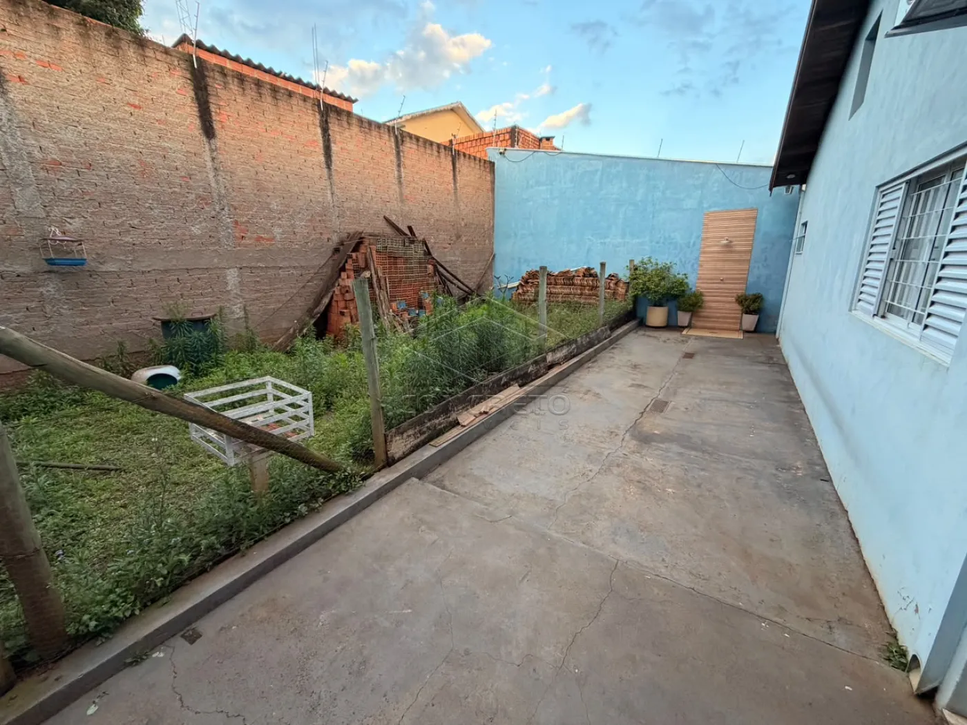 Comprar Casa / Padr&atilde;o em Len&ccedil;&oacute;is Paulista R$ 550.000,00 - Foto 8