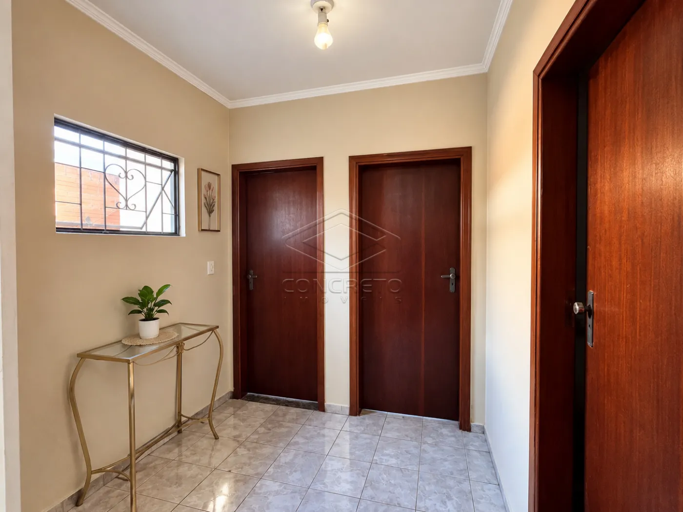Comprar Casa / Padr&atilde;o em Len&ccedil;&oacute;is Paulista R$ 370.000,00 - Foto 6