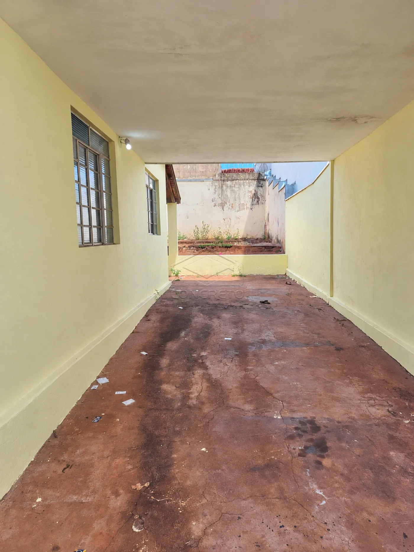 Alugar Casa / Padr&atilde;o em Len&ccedil;&oacute;is Paulista R$ 1.800,00 - Foto 6