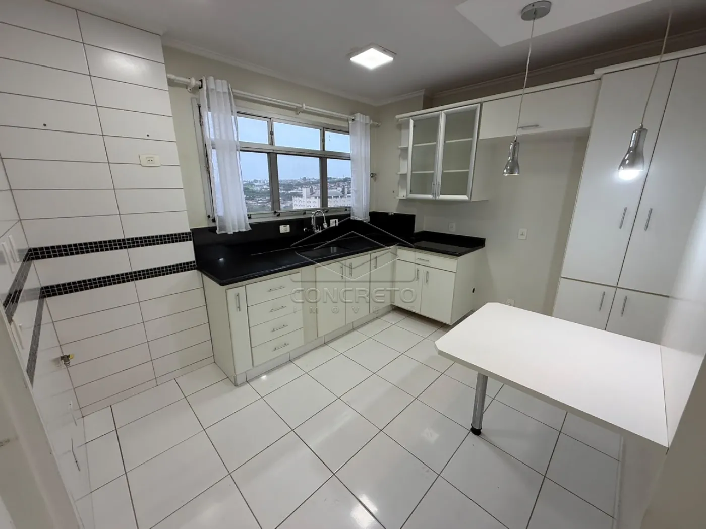 Comprar Apartamento / Padr&atilde;o em Len&ccedil;&oacute;is Paulista R$ 550.000,00 - Foto 2