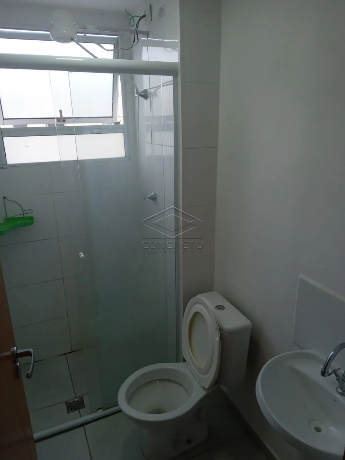 Comprar Apartamento / Padr&atilde;o em Botucatu R$ 205.000,00 - Foto 8