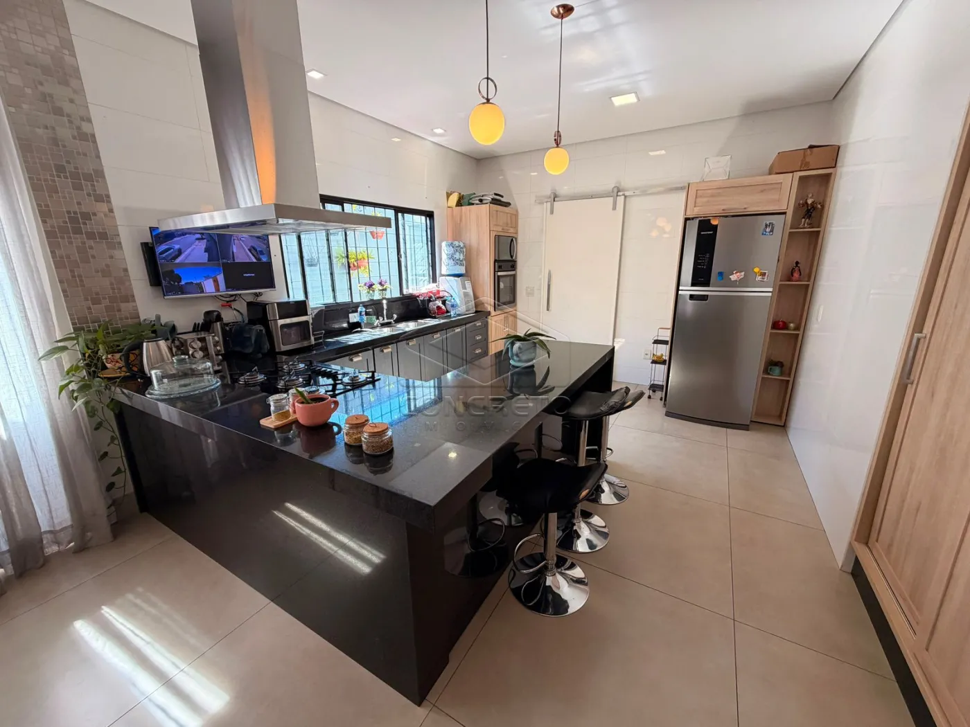 Comprar Casa / Padr&atilde;o em Len&ccedil;&oacute;is Paulista R$ 1.400.000,00 - Foto 4