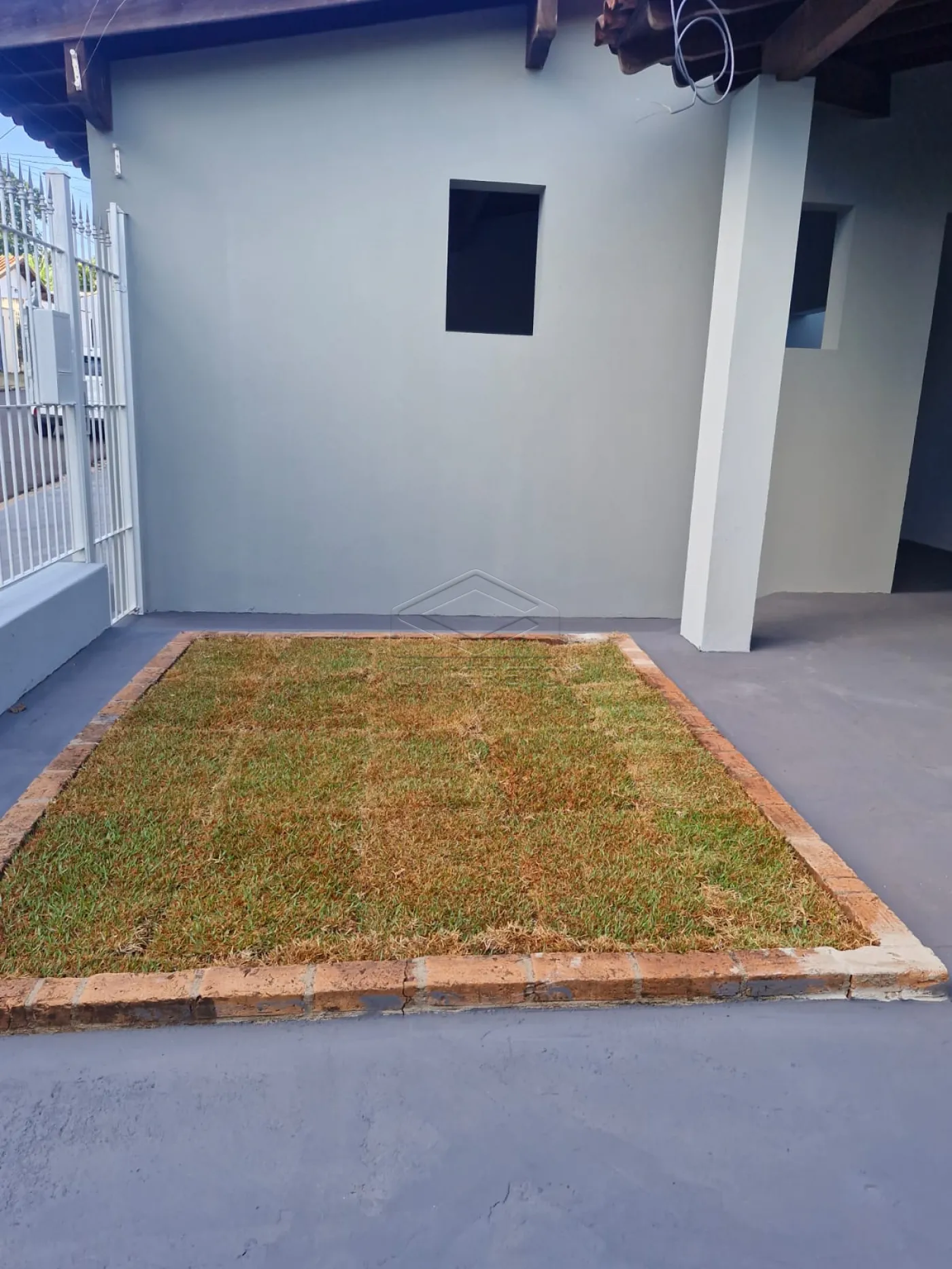Alugar Casa / Padr&atilde;o em Len&ccedil;&oacute;is Paulista R$ 3.300,00 - Foto 3
