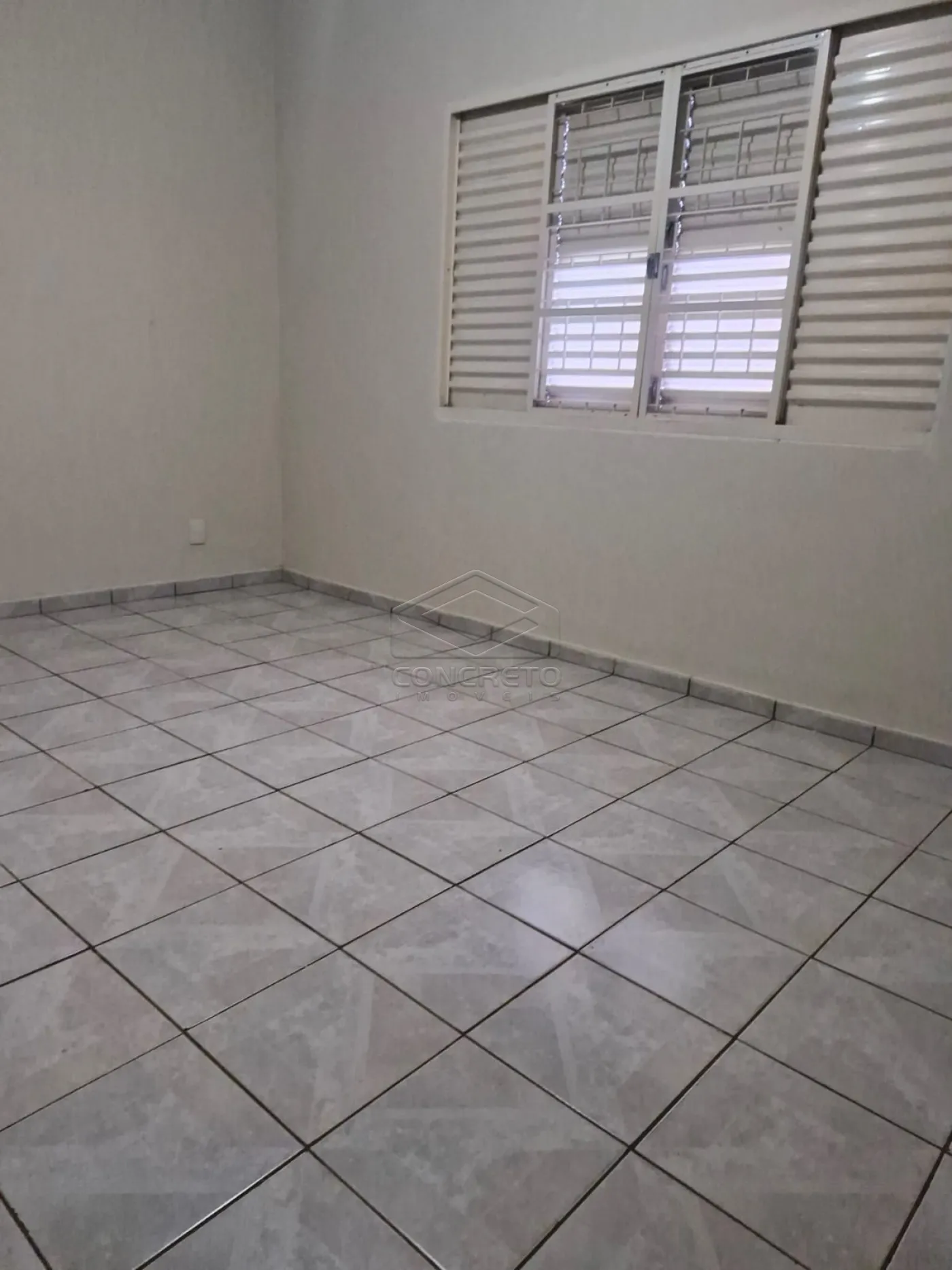 Alugar Casa / Padr&atilde;o em Len&ccedil;&oacute;is Paulista R$ 3.300,00 - Foto 11