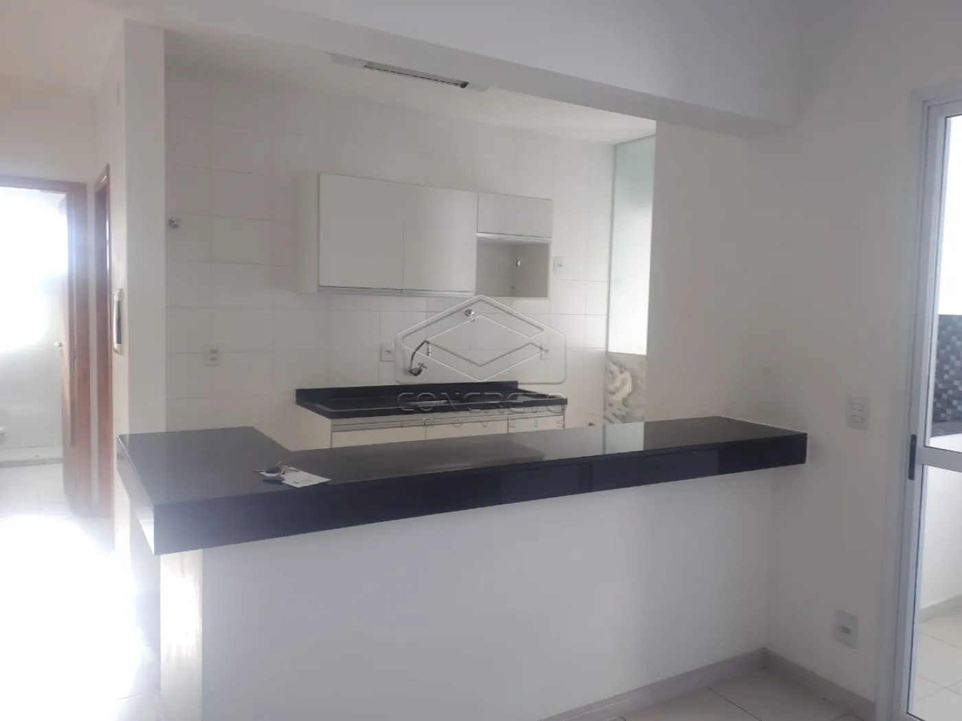 Alugar Apartamento / Padr&atilde;o em Len&ccedil;&oacute;is Paulista R$ 1.800,00 - Foto 8