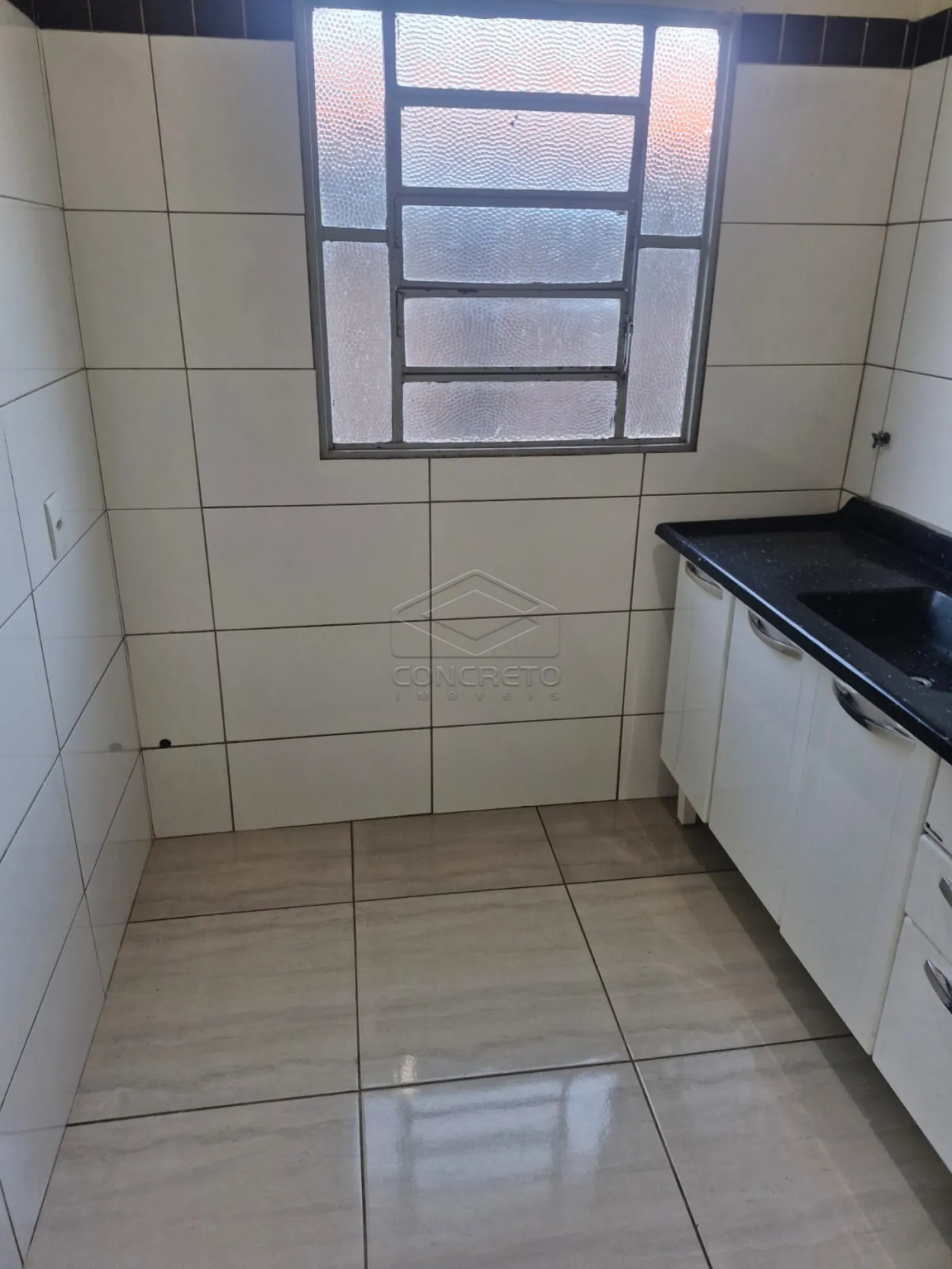 Alugar Casa / Resid&ecirc;ncia em Len&ccedil;&oacute;is Paulista R$ 1.500,00 - Foto 4