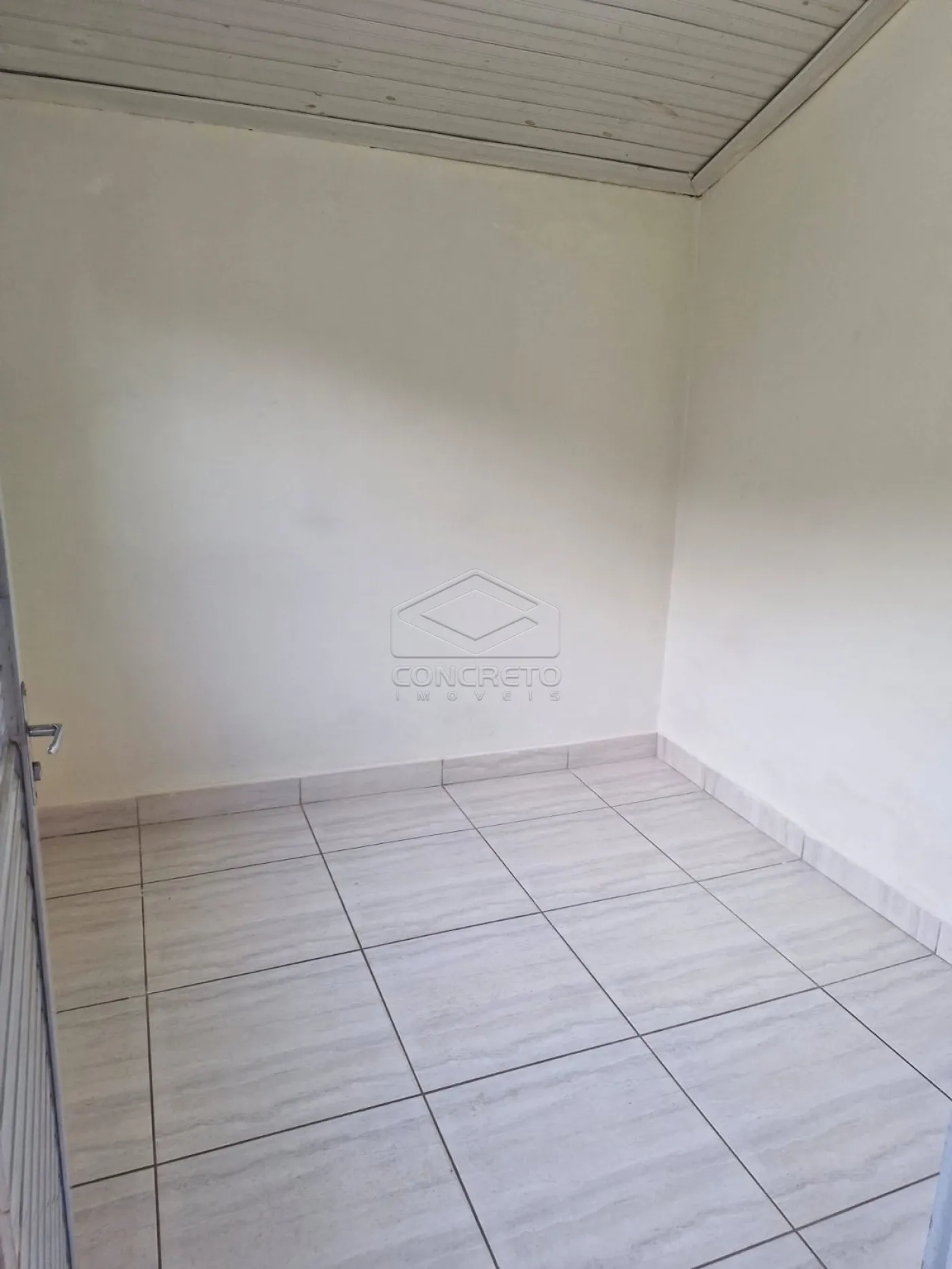Alugar Casa / Resid&ecirc;ncia em Len&ccedil;&oacute;is Paulista R$ 1.500,00 - Foto 7