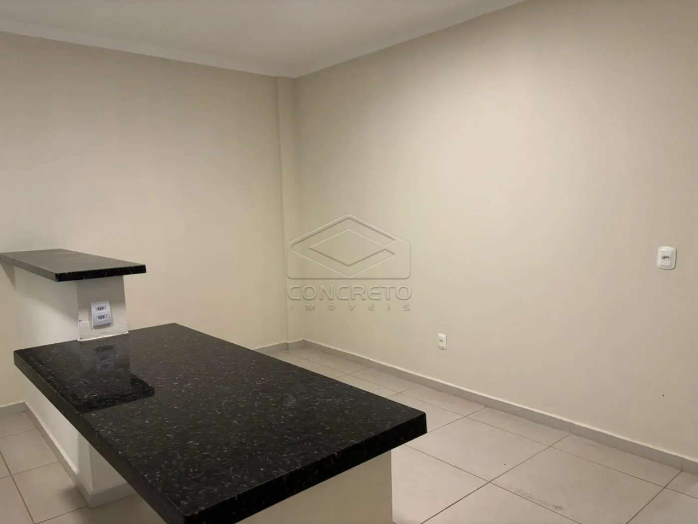 Alugar Apartamento / Padr&atilde;o em Len&ccedil;&oacute;is Paulista R$ 1.260,00 - Foto 4