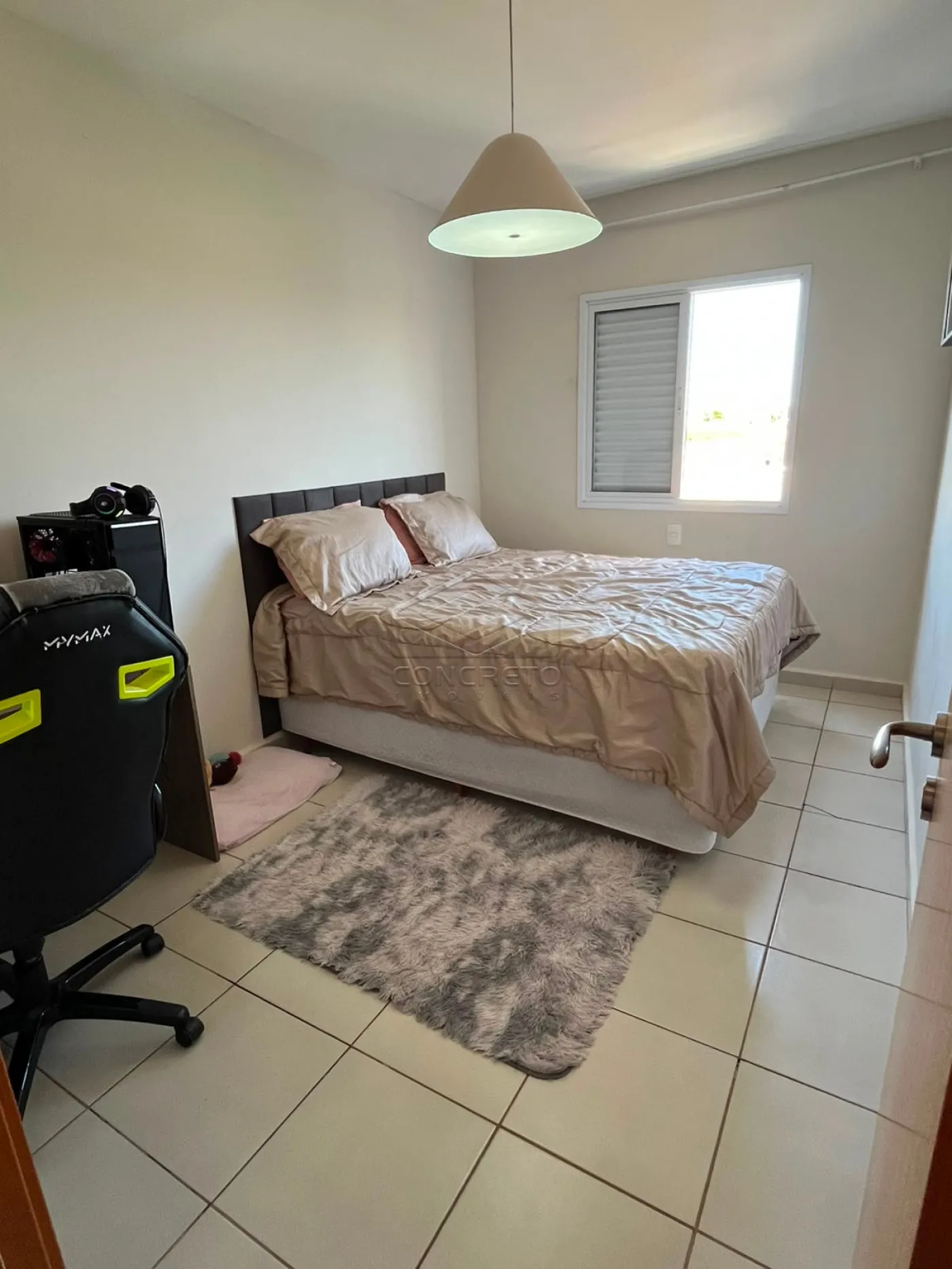 Alugar Apartamento / Padr&atilde;o em Len&ccedil;&oacute;is Paulista R$ 1.800,00 - Foto 4