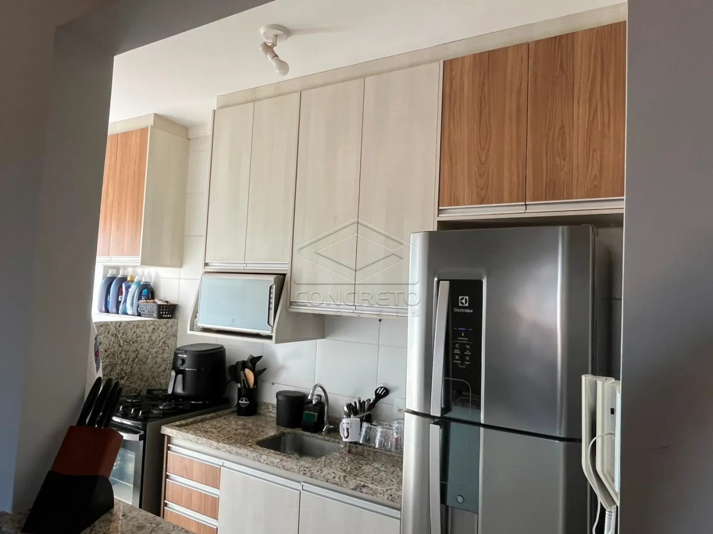 Alugar Apartamento / Padr&atilde;o em Len&ccedil;&oacute;is Paulista R$ 1.800,00 - Foto 6