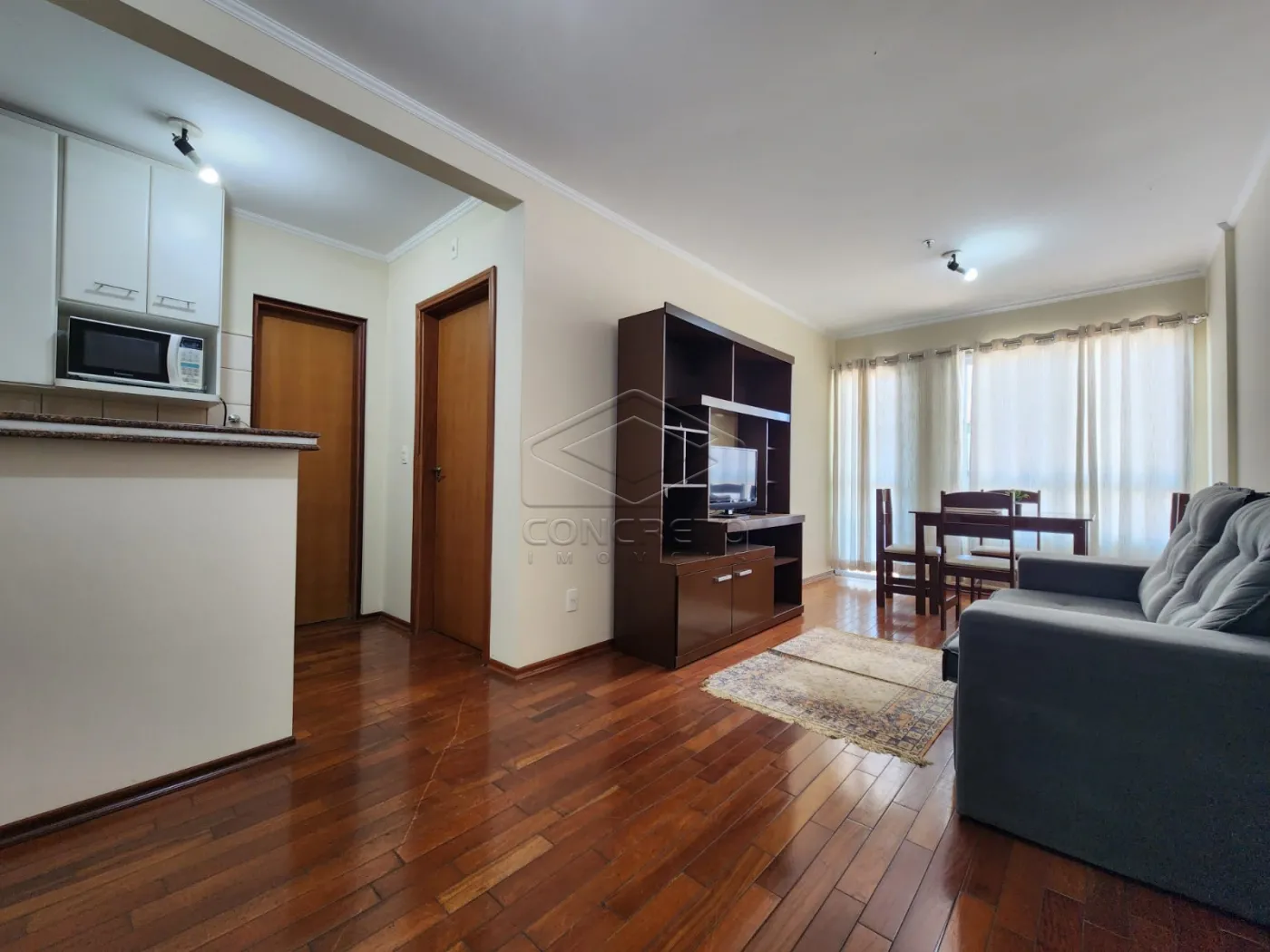 Alugar Apartamento / Padr&atilde;o em Ja&uacute; R$ 2.400,00 - Foto 1
