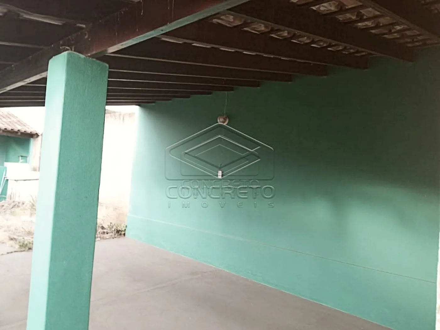 Alugar Casa / Padr&atilde;o em Len&ccedil;&oacute;is Paulista R$ 850,00 - Foto 2